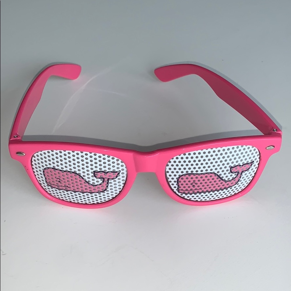 Vineyard Vines Women’s Pink Sunglasses